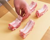 鉄板BBQレシピ！甘辛ポークバックリブ作り方2写真