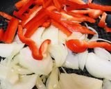 トマト缶＆赤ワインのトマトソースパスタ作り方1写真