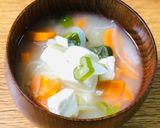 豆腐と野菜の味噌汁作り方2写真