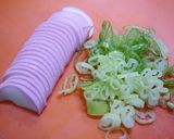 簡単！ネギ出汁たっぷり☆かまぼこ丼作り方1写真