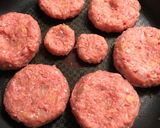 豚ひき肉で作る節約ハンバーグ！作り方3写真
