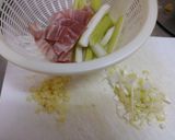 セロリとベーコンのクリーム煮作り方1写真
