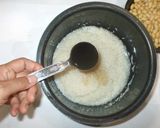蒸し大豆ご飯♪簡単煮干しだし作り方3写真