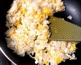 ご飯×卵のみ！美味しいパラパラ炒飯♪作り方3写真