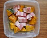 簡単♪かぼちゃとベーコンのコンソメ煮作り方1写真