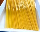 パプリカペーストで作る海老の冷製パスタ作り方1写真