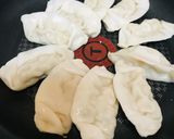 レトルト●酒＆お酢で蒸し上げる焼き餃子作り方1写真