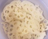 レンコンと豚ひき肉の炒り付け作り方1写真