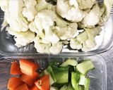 カリフラワーと人参のカレーマヨサラダ作り方1写真