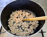 おいもとろける*鶏ひき肉と厚揚げの煮物*作り方6写真