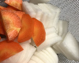 簡単！野菜たっぷりサバ缶煮込み汁作り方2写真