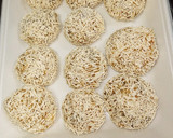 エビと鶏挽きしんじょうの素麺揚げ作り方8写真