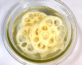 時短でパパッと☘️れんこんの洋風炒め作り方1写真