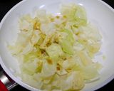 簡単！キャベツ炒め☆ゆず胡椒風味作り方2写真