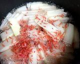 大根に桜えびの色を移した簡単煮作り方3写真