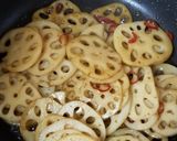 常備菜に♪甘辛たれでレンコンのきんぴら作り方3写真