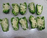 チーズ詰めピーマンの豚肉巻作り方1写真