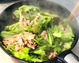 丸ごとサニーレタスと豚の焼きサラダ作り方4写真