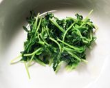 人参豆苗林檎ピリ辛ポテトスナックサラダ作り方2写真