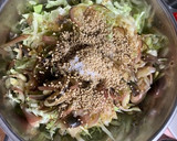 茗荷とキャベツのごまポン和え作り方2写真