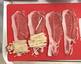 毎日のお弁当♪豚えのき巻き作り方1写真