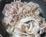 時短簡単☆豚肉と蓮根と舞茸のオイマヨ炒め作り方7写真