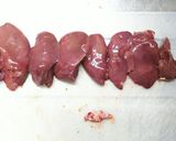 鶏レバーと冷凍卵の醤油漬け作り方1写真