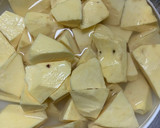サツマイモと枝豆のマヨネーズ炒め作り方1写真