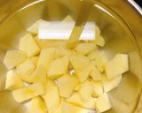 じゃがいもとスイスチャードペペロンチーノ作り方1写真