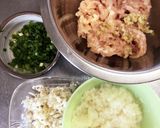 シャキッと柔らか♪蓮根鶏つくね(お弁当)作り方1写真