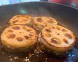 れんこんの挽き肉はさみ焼き☆作り方8写真