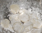 皮も簡単手作り♪もっちもち☆羽付き餃子作り方6写真