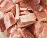 カリフラワーと豚肉の醤油炒め作り方1写真