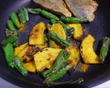 イナダと野菜のカレー粉炒め♪作り方6写真