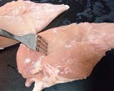 節約!リメイク【鶏胸のミートチーズ焼き】作り方2写真