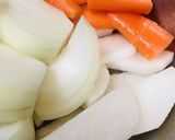 豆乳鍋つゆでつくる●鮭切り身の寄せ鍋作り方1写真