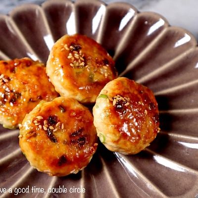 お弁当にも！チーズ入り鶏つくね by sachi825 【クックパッド】 簡単