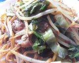 レタスの外葉活用＊太麺焼きそば♪作り方2写真