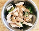 鶏ハムとブロッコリーのゴマダレあえ作り方3写真