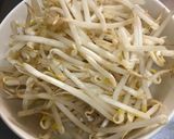絞りモヤシの梅油和え作り方1写真