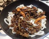 麻婆茄子の焼きうどん作り方3写真