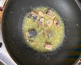 鯖缶とほうれん草のガーリックオイル炒め作り方2写真