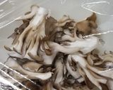 ☆もう1品に♪オクラ・舞茸ネバネバ和え☆作り方1写真