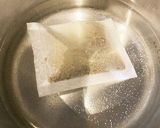 なめこと白菜の味噌汁作り方1写真