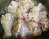 ☆ゆきひら鍋一つで☆鶏手羽元と卵の煮物♪作り方3写真
