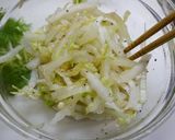 レンジで簡単！白菜の黒胡椒和え作り方2写真