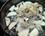 なすと玉ねぎの具だくさん味噌汁作り方1写真