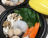一人鍋　とりとんボールと野菜の鍋物作り方3写真