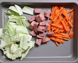 簡単！お弁当や昼食に♪ソース焼きそば作り方1写真