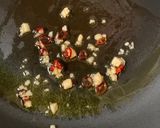 超簡単！ズッキーニのペペロンチーノ作り方1写真